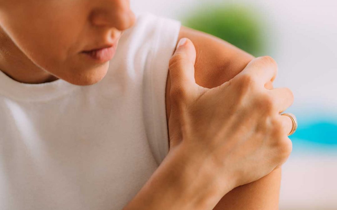 How to Fix Frozen Shoulder – Is it REALLY frozen?? – Physiotherapy Treatment in Maple Ridge